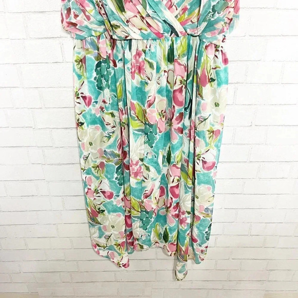 Torrid Colorful Floral Tea Length Chiffon Pleated Sharkbite Dress Women's 2X NEW - Picture 5 of 9